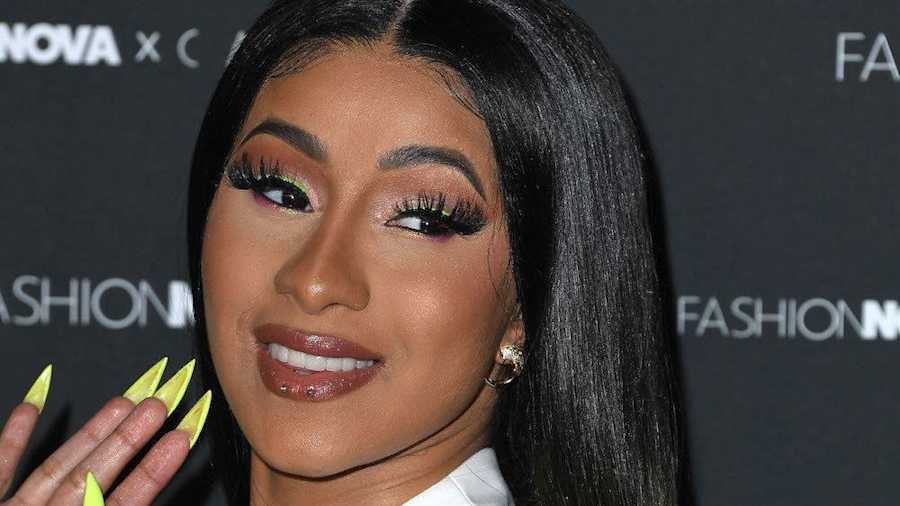 Cardi B admits to getting liposuction | MamasLatinas.com