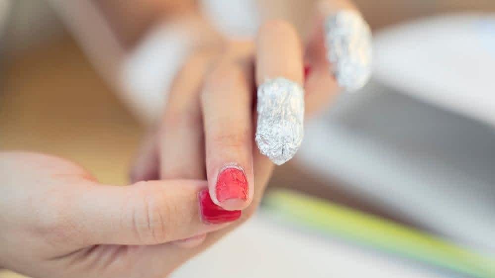 Cómo quitar la cutícula - UñasDecoradas CLUB  Trucos para el esmalte de  uñas, Como pintarse las uñas, Uñas mordidas