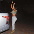 kim-kardashian-huge-butt-yoga-pants-1223-08-675x900 - RVCJ Media