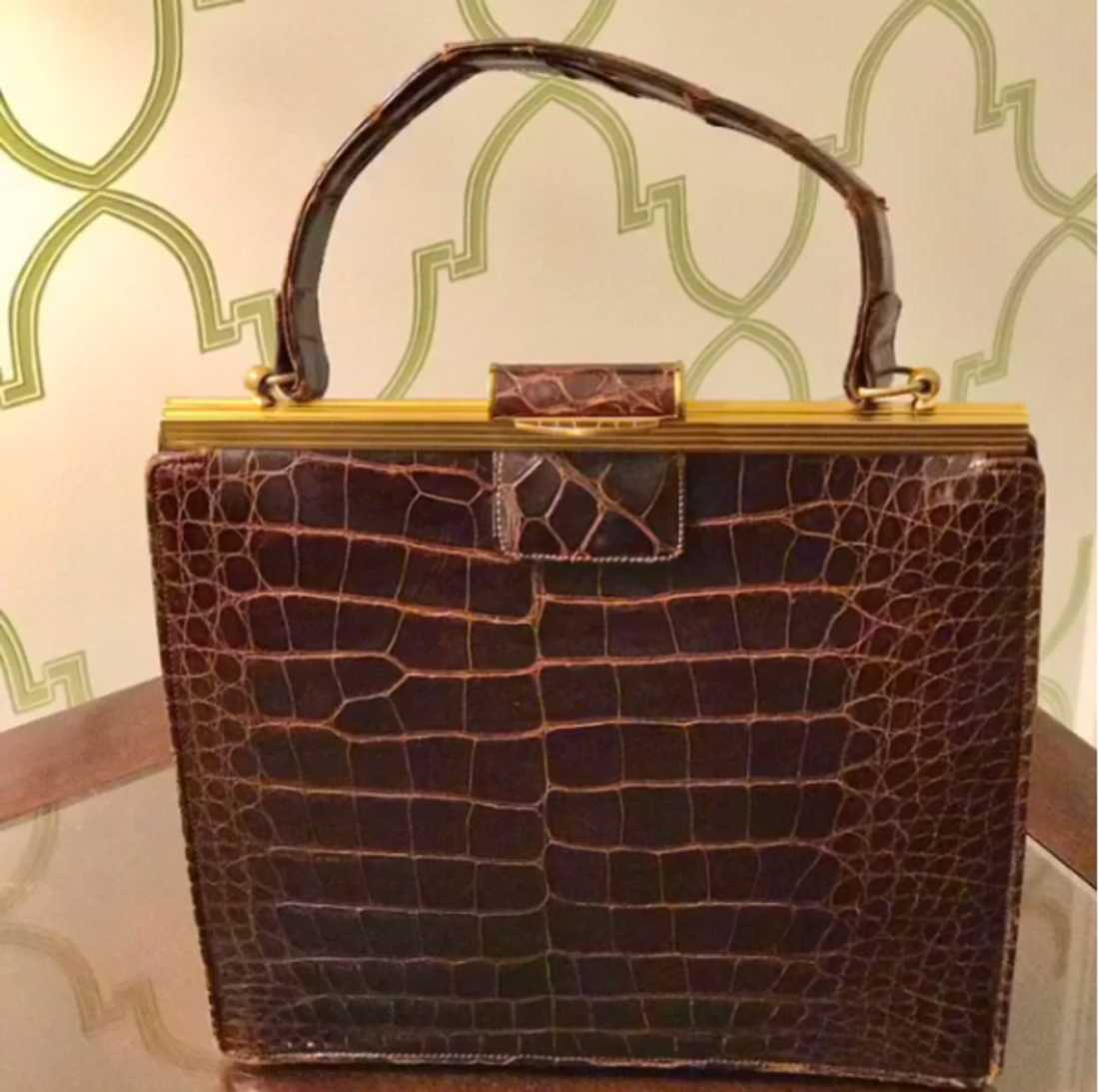 Y también se hizo de una bolsa de su gran ídolo, Marilyn Monroe.