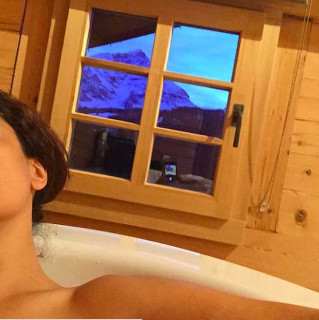 Se toma baños con las más bellas vistas.