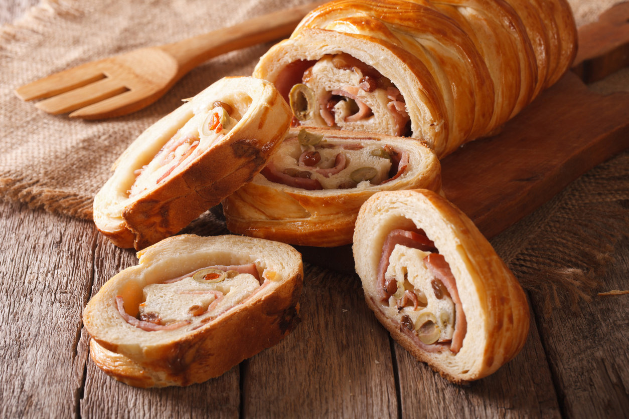El pan de jamón venezolano es una combinación deliciosa de dulce y salado.