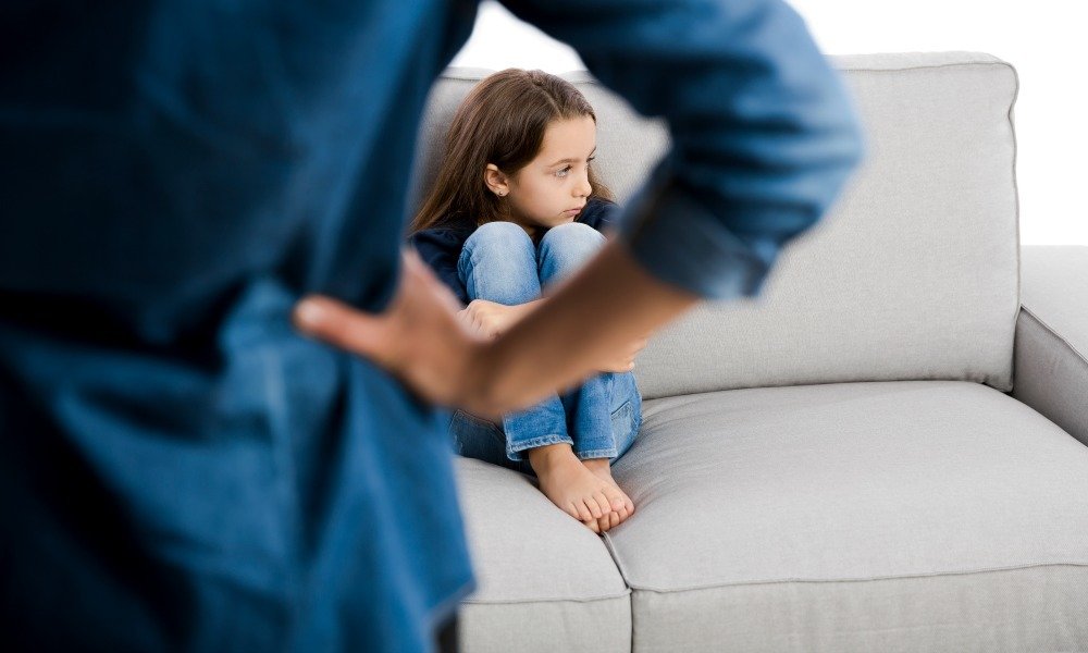Eres inconsistente con lo que pides, ya que pides a tus hijos lo que no das.