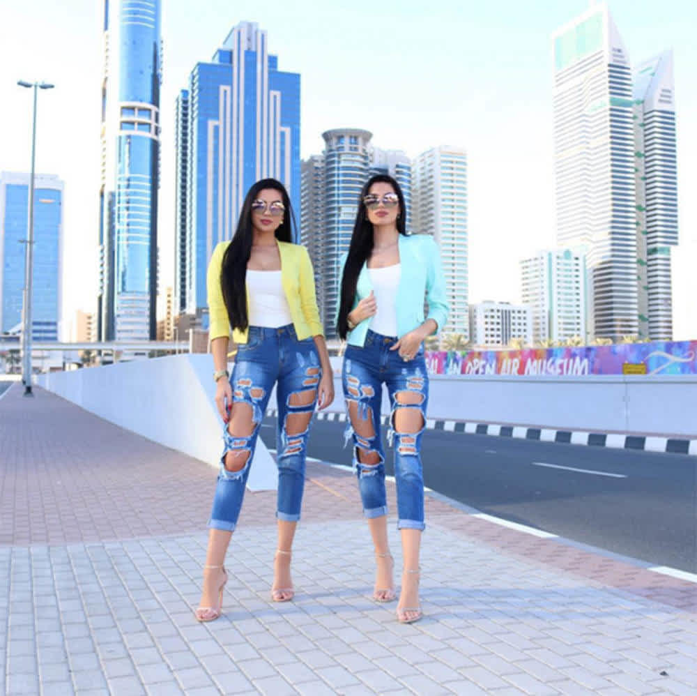 Jeans exageradamente rotos