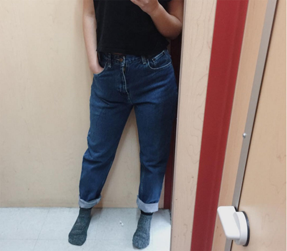 Jeans estilo mamá