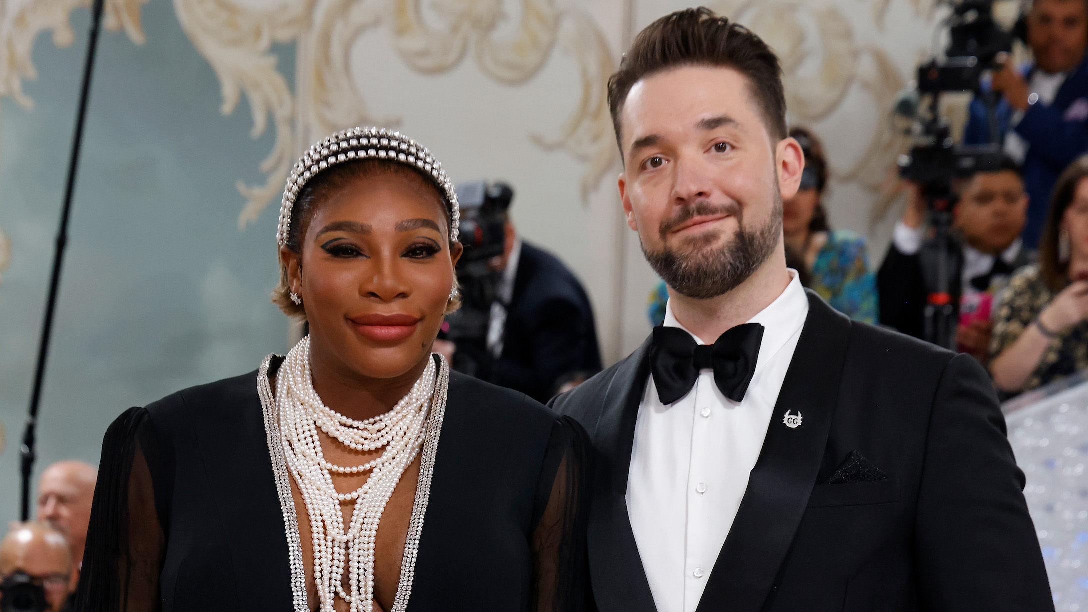 Serena Williams is pregnant—the tennis superstar debuts baby bump at