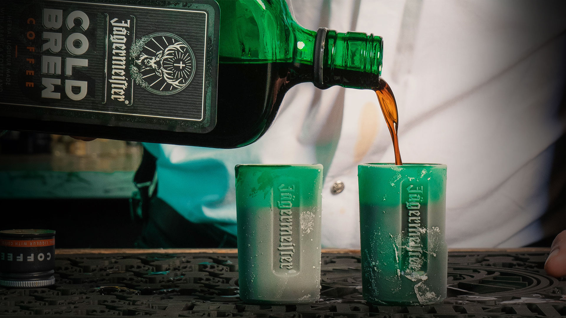 Ice cold shot - Drinks | Jägermeister