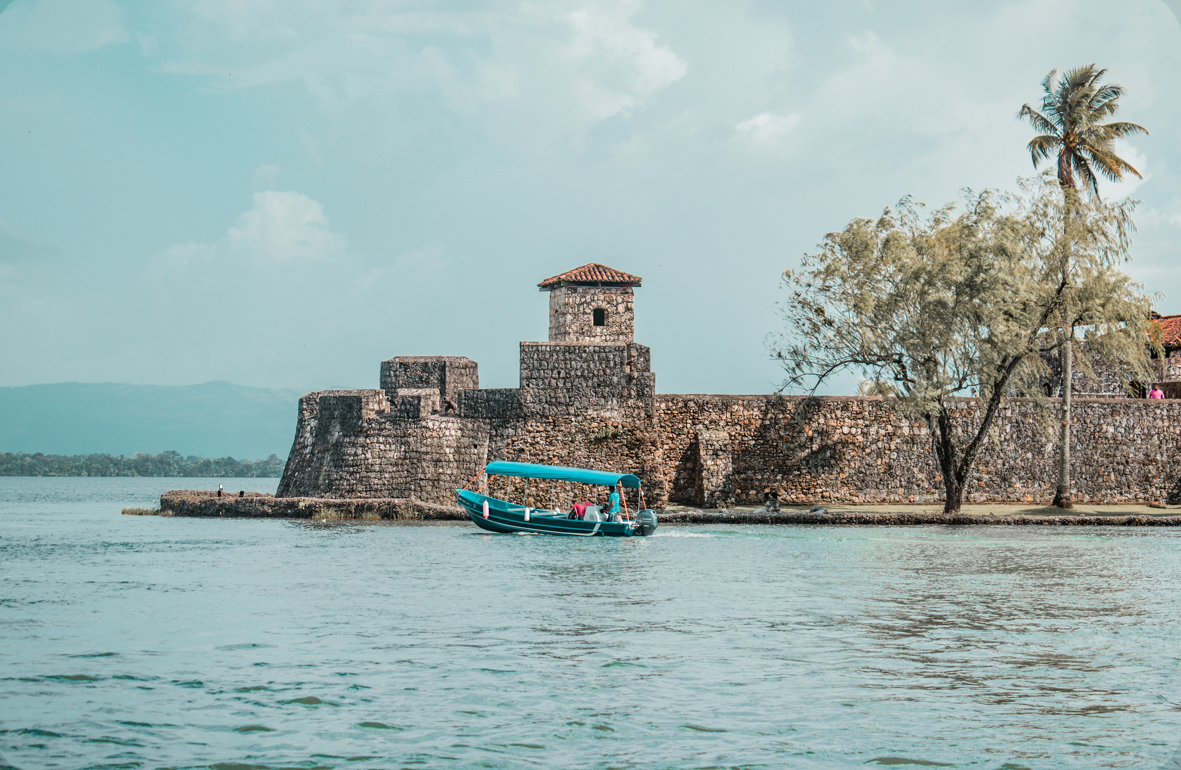 Midden_Amerika_Guatemala_Rio_Dulce_fort