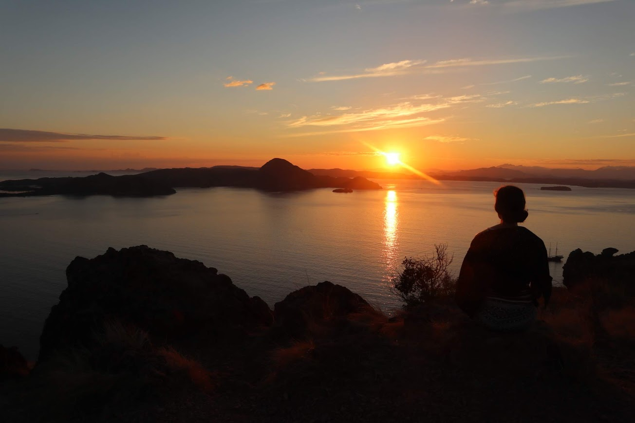 Indonesië_Flores_bootttocht_zonsopkomst