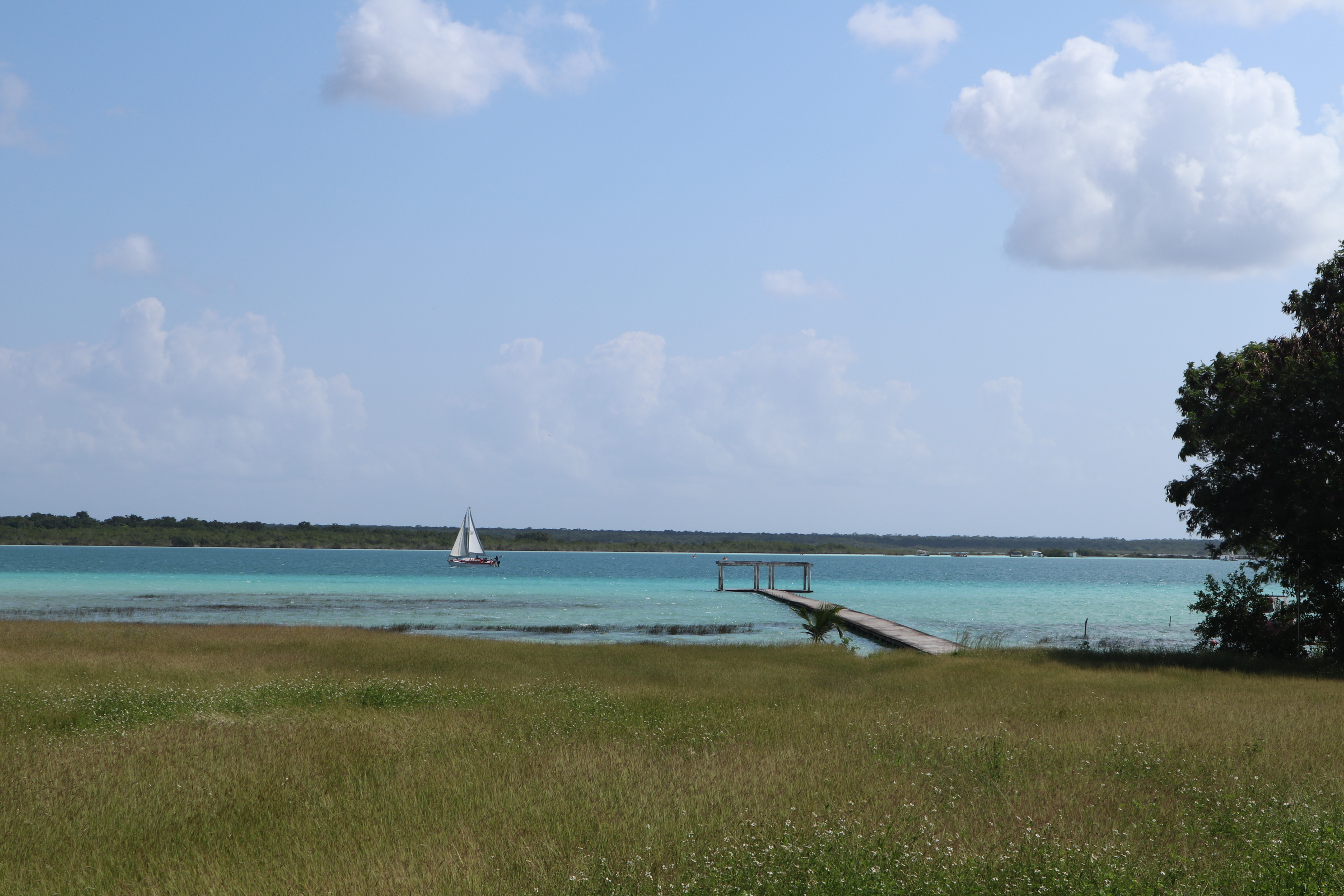 Midden_Amerika_Mexico_Bacalar_meer2