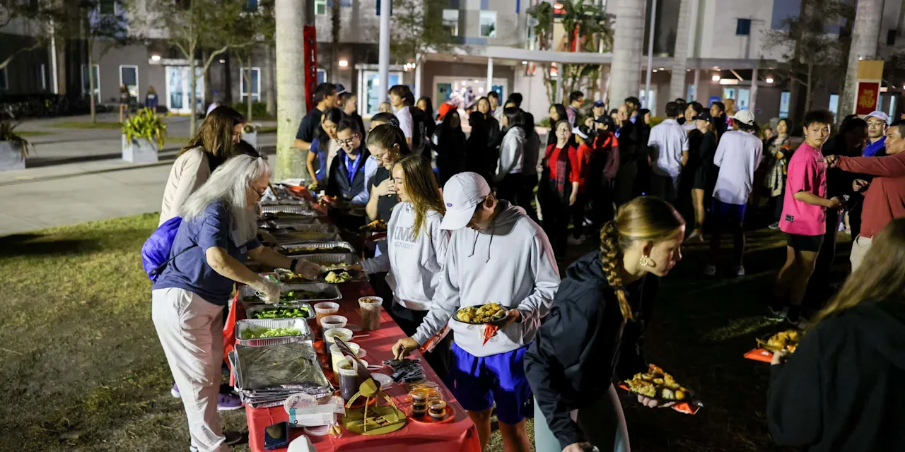 What Is Performance Nutrition for Student-Athletes?