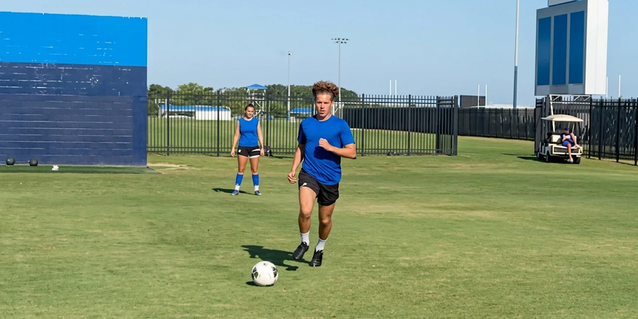 Soccer Turns & Disguised First Touch: Receive and Go