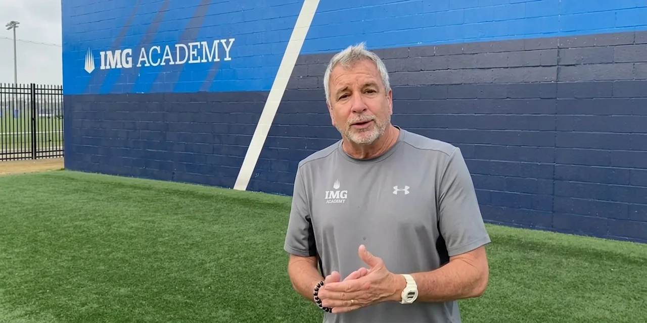 Soccer First-Touch Drill: Switch Feet to Pass Forward