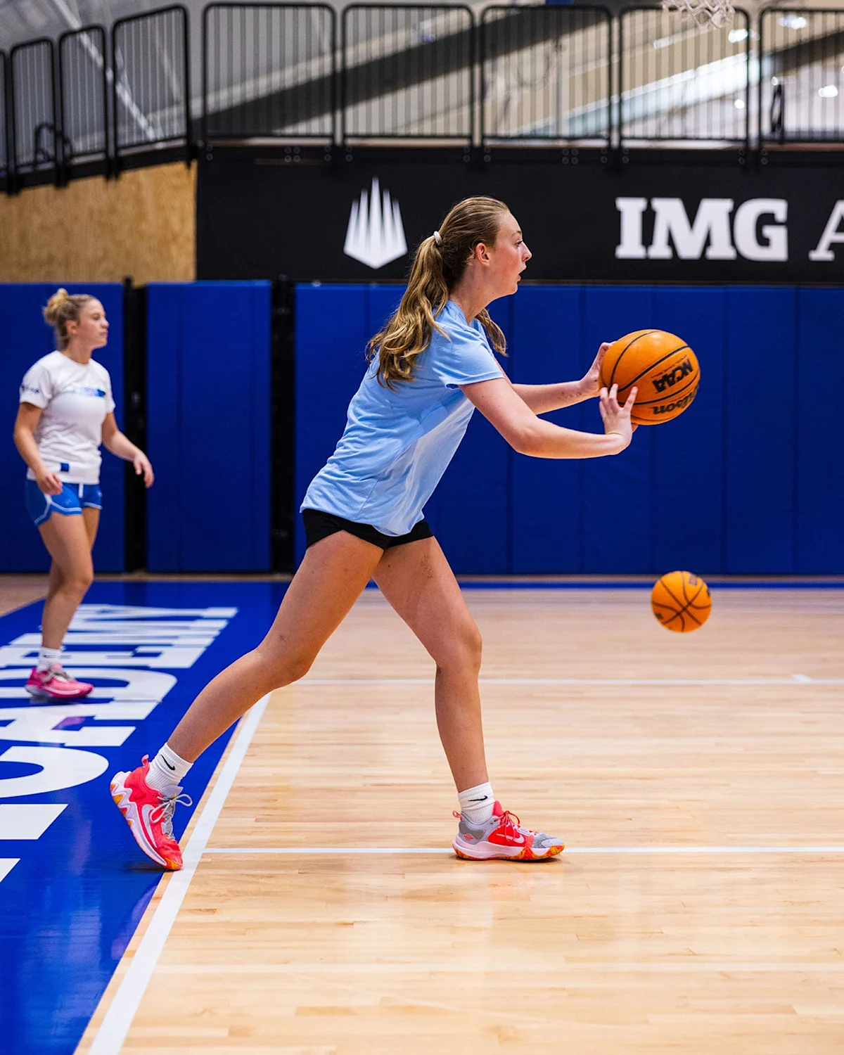 girls-basketball-camp-o-2