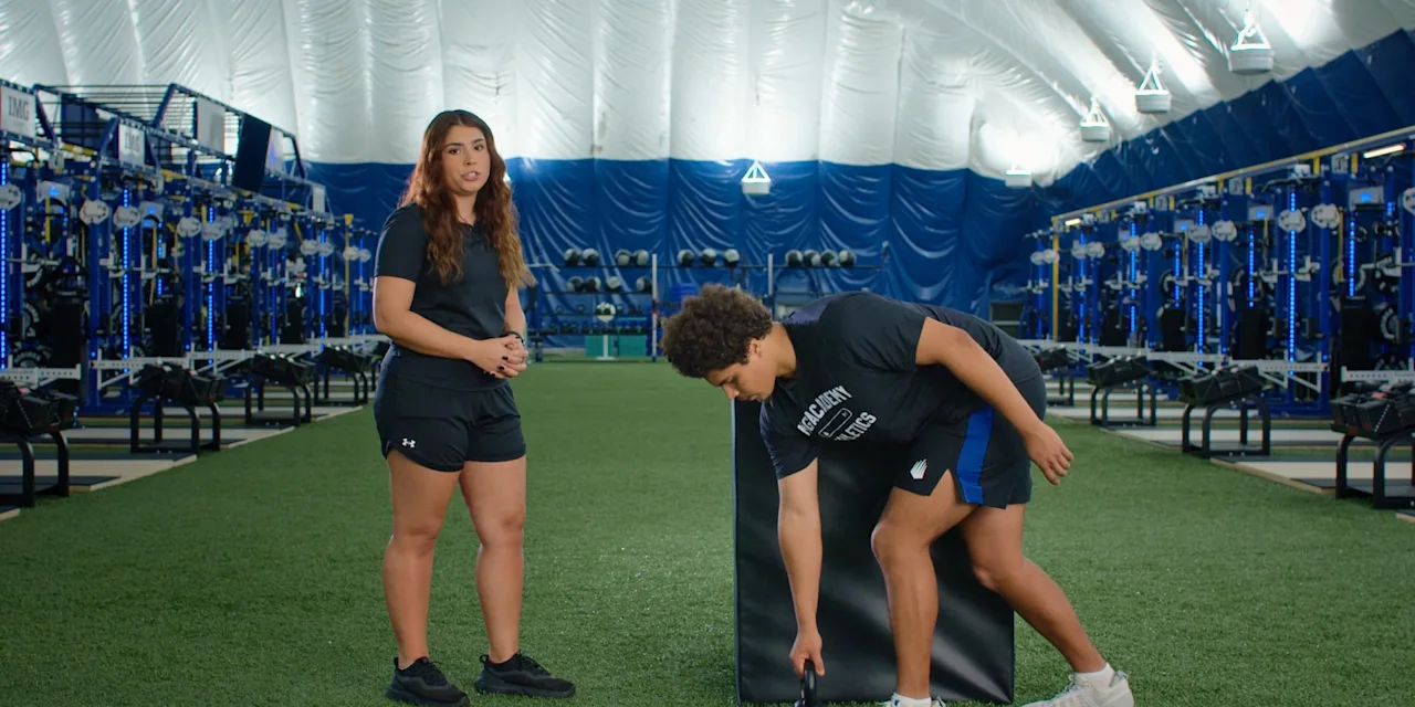 Pelvic Stability Exercise: Kettlebell Rotation Against Wall