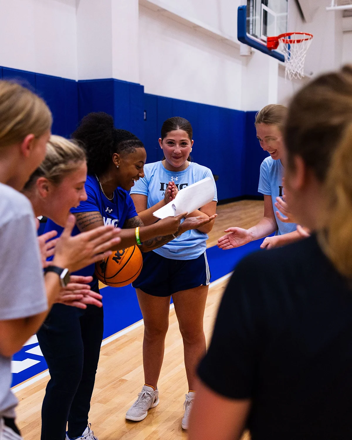 girls-basketball-camp-o-4