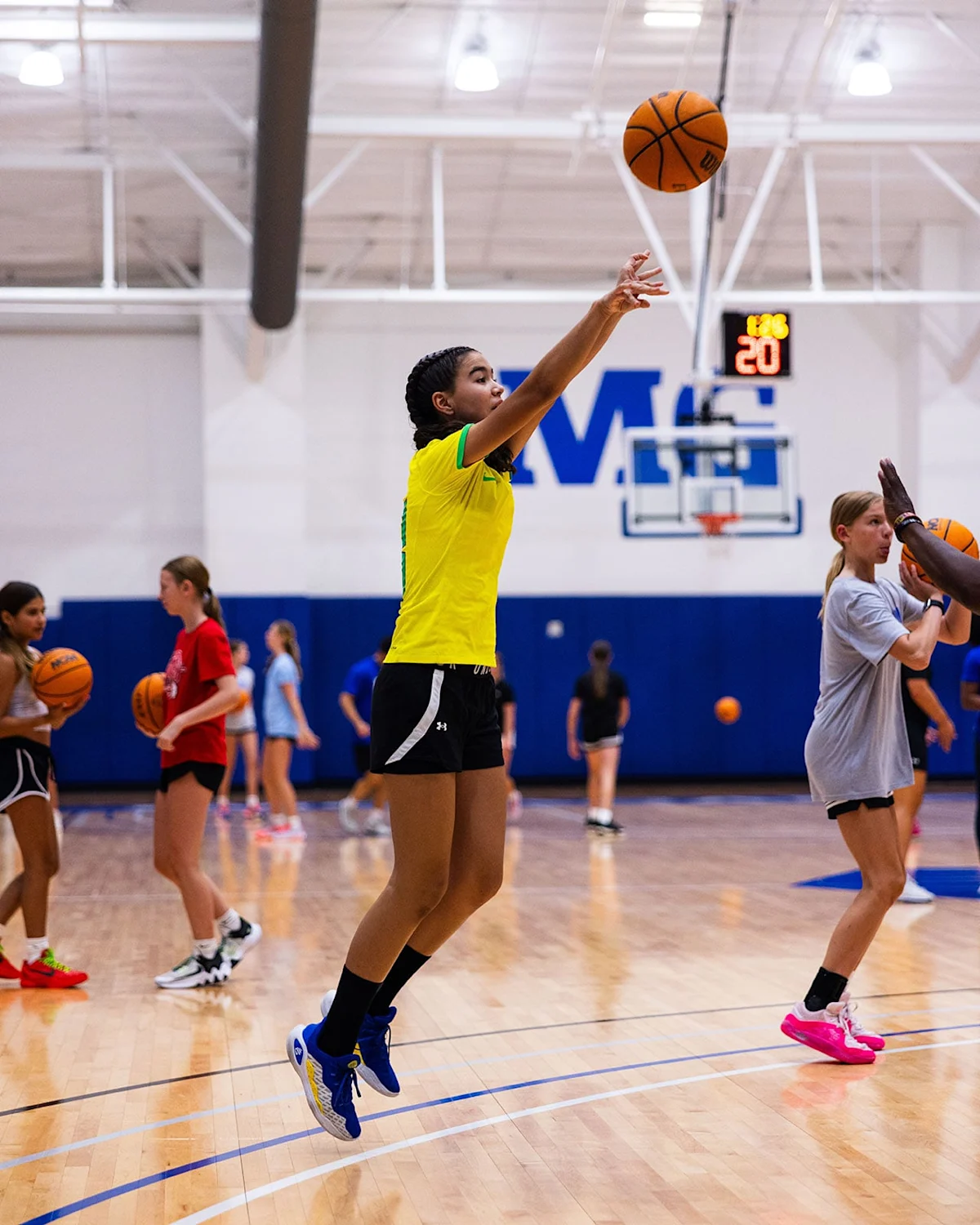 girls-basketball-camp-overview-5