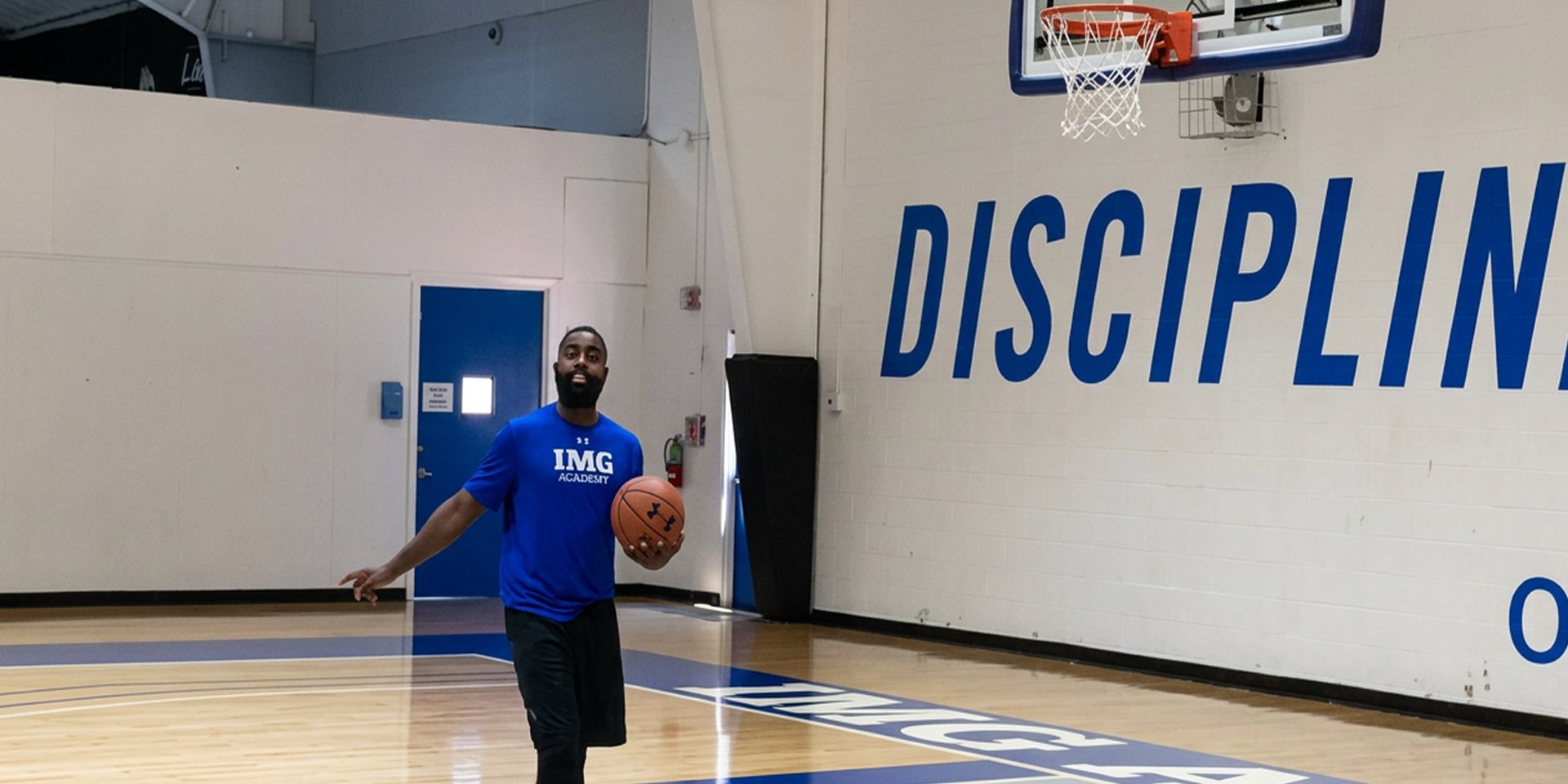 image for Reverse Layup Drill: Finish Through Contact and Avoid Blocks