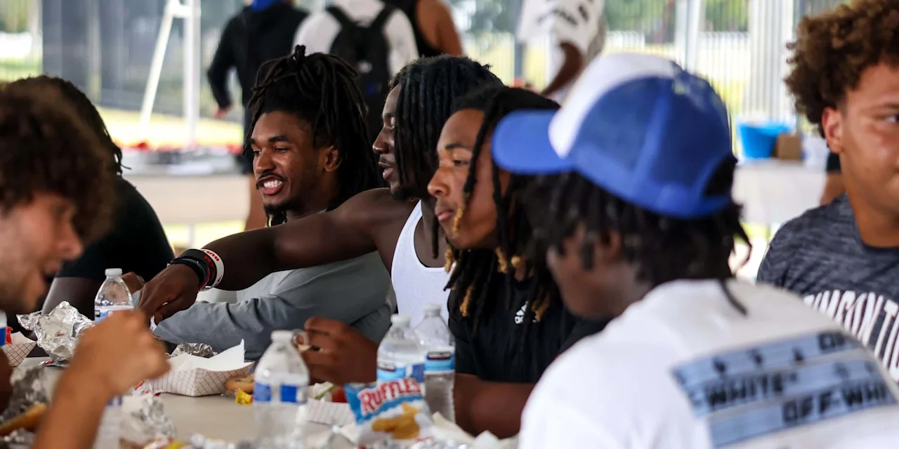 Sports Nutrition: How Athletes Should Fuel for Recovery