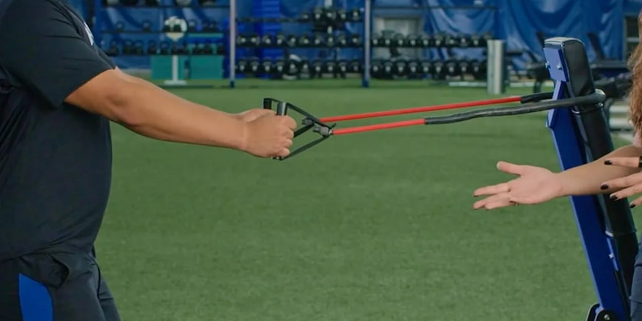 Shoulder Instability Exercise: Arched-to-Round Back Row