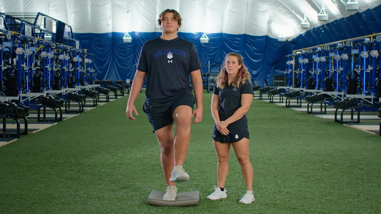 Knee Stability: Single Leg Balance