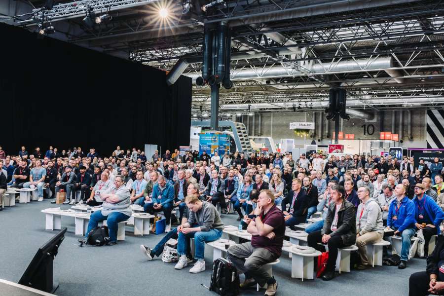 Learning Zone Crowd