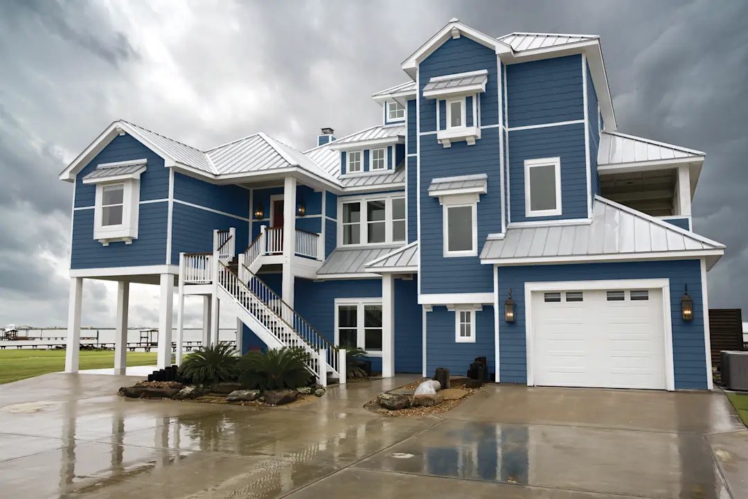 Image of Rapids Blue on a coastal home during harsh weather