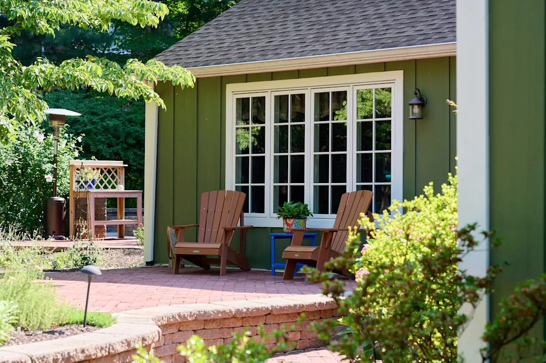 Does Trim Design Affect Curb Appeal?