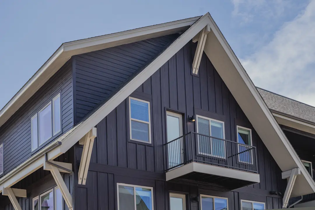 Beauty image of LP® SmartSide® Panel Siding on a home.