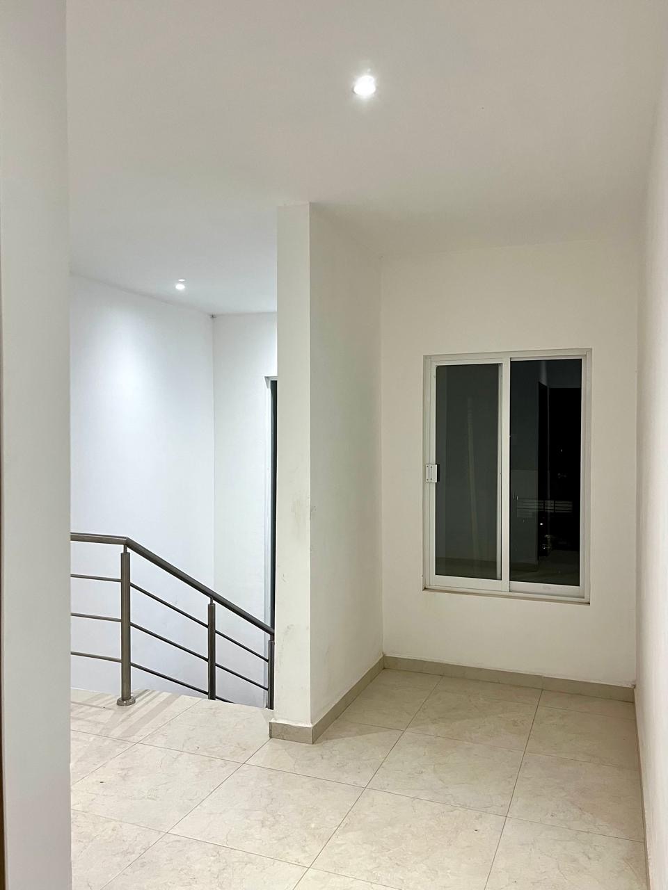 Confortable Vivienda Nueva - Image 15