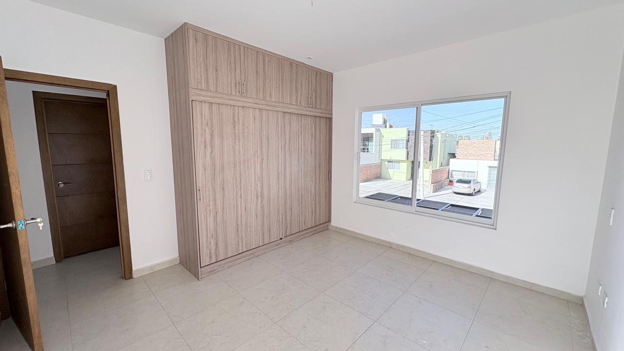 Confortable Vivienda Nueva - Image 12