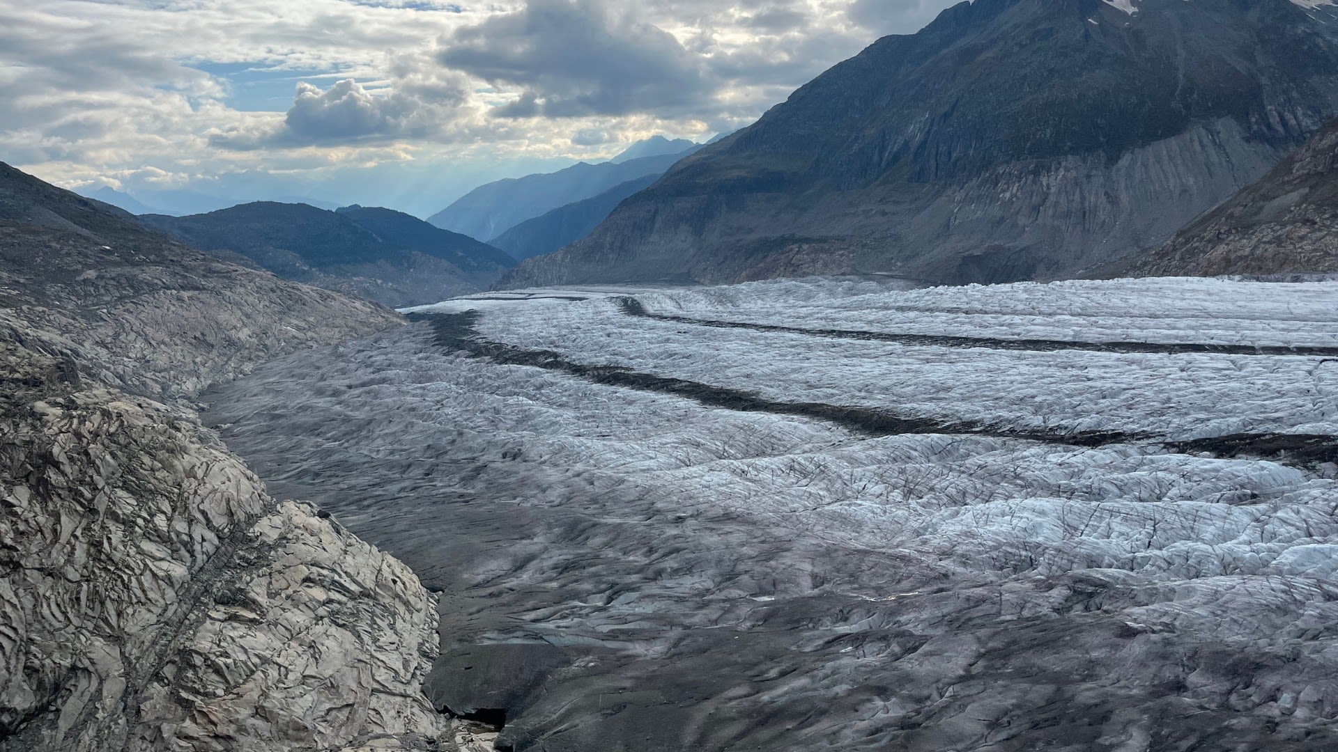 Na spotkanie z gigantem. Niezapomniany hiking z widokiem na lodowiec Aletsch