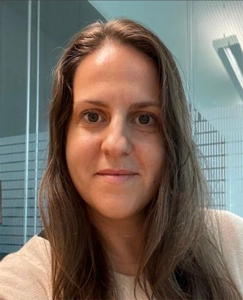 Headshot of Laura Lo Coco, Senior Lecturer in Law at Hertfordshire Law School in the UK. 