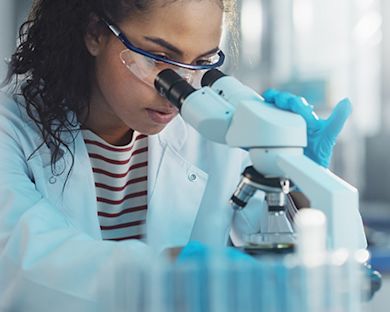 The Rising Tide of STEM: Why More Students are Choosing to Study STEM Overseas