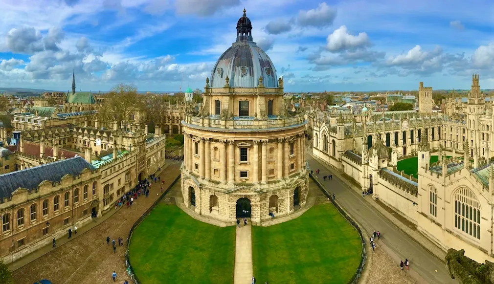 Australia Or The UK: Which Country Is Best To Launch Your Career?