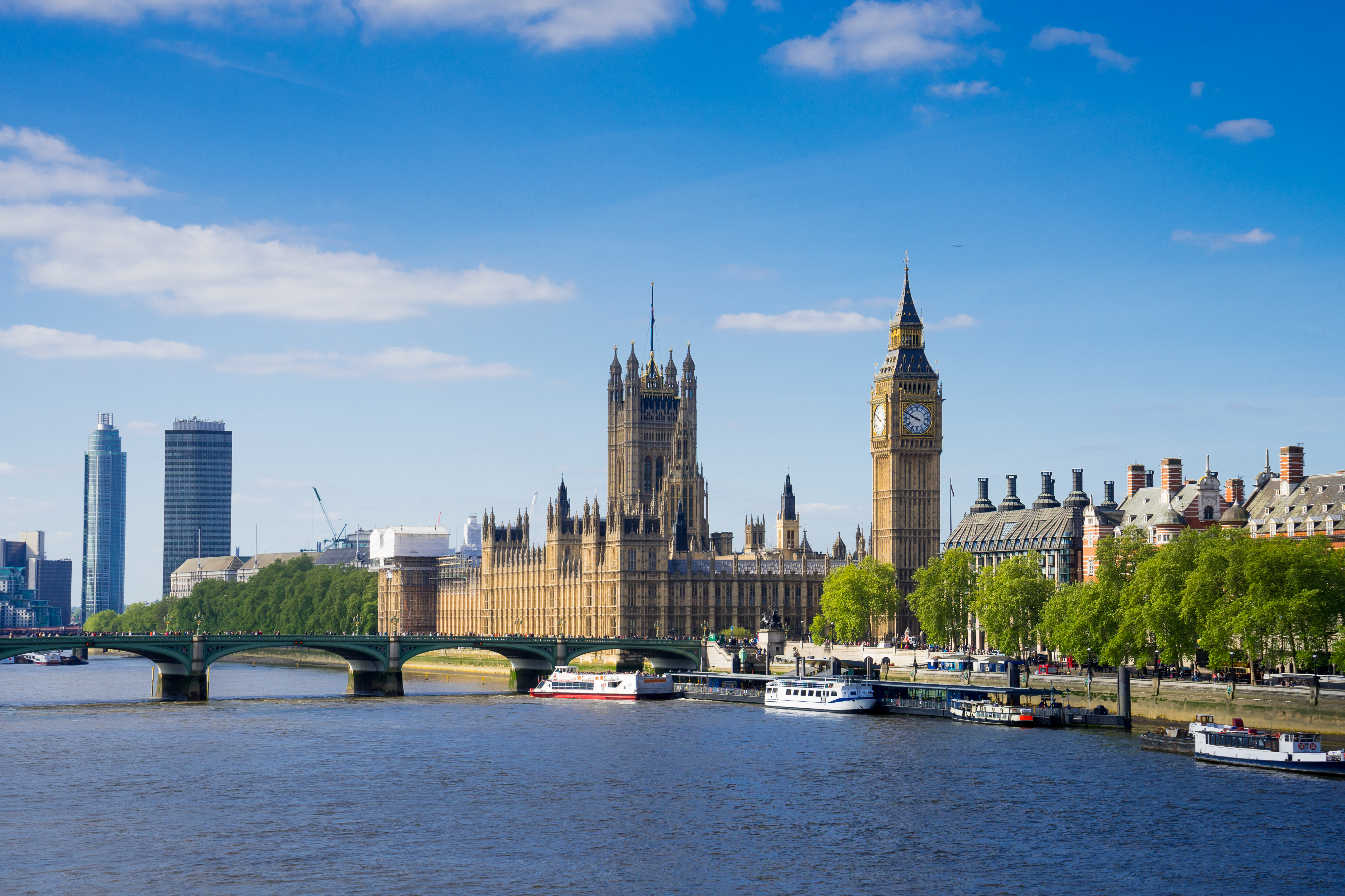 palace-westminster-big-ben-sunny-day-london-england-uk