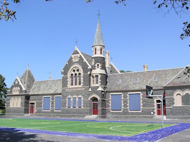 trường Victorian Government