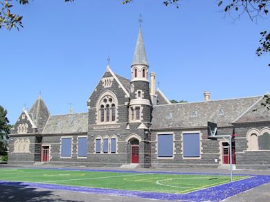 trường Victorian Government 