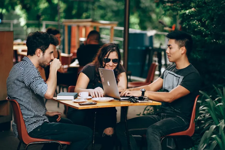 Australia Or The UK: Which Country Is Best To Launch Your Career?