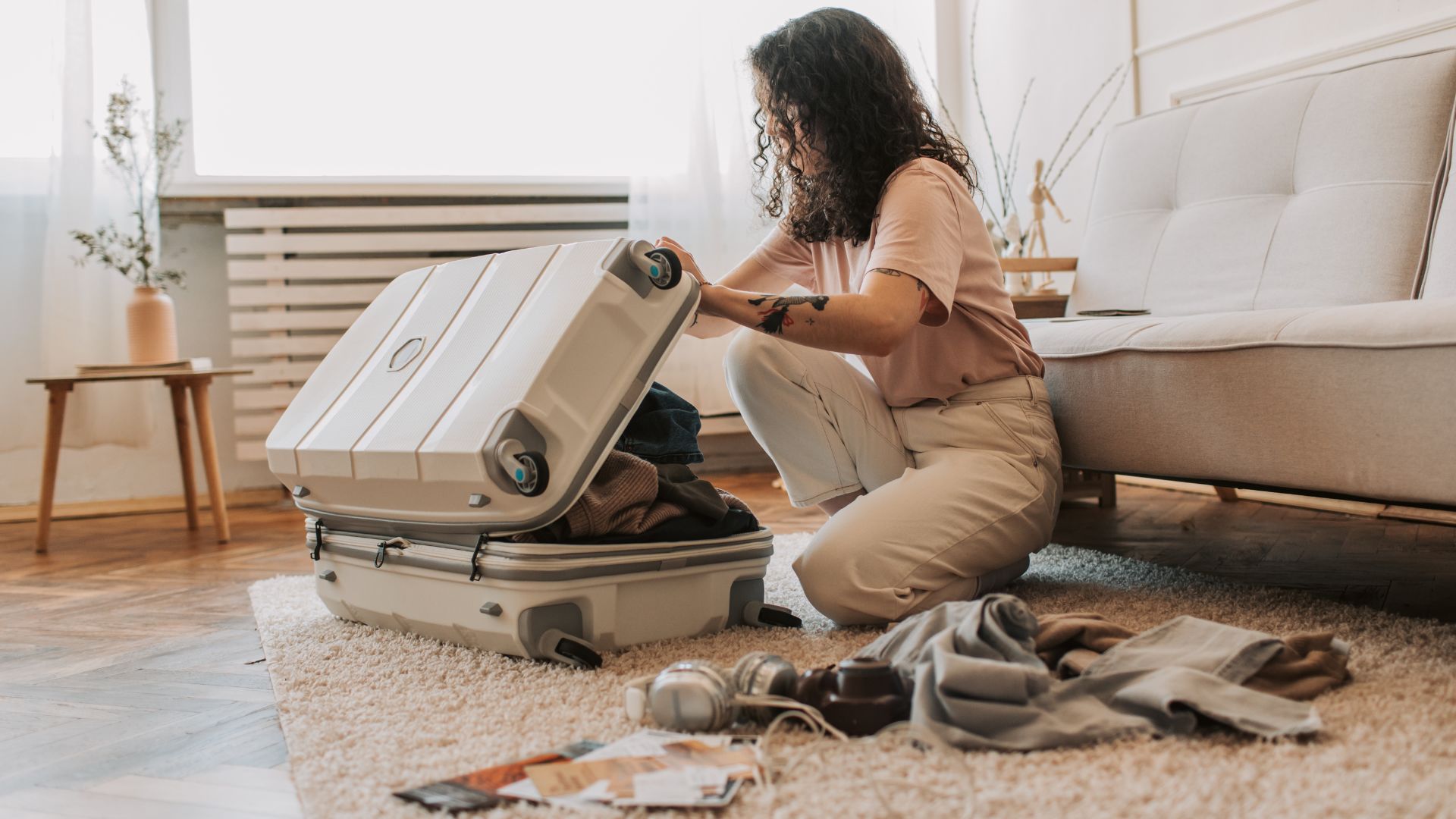 What Your Luggage Says About You (2)