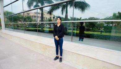 Article banner showing the title ‘From Gurgaon to Melbourne: Why Saloni Says Planning Ahead Made All the Difference’ with Saloni standing outside a modern building."