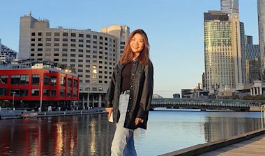 A casual photograph of Jenn, IDP student alumni from Vietnam