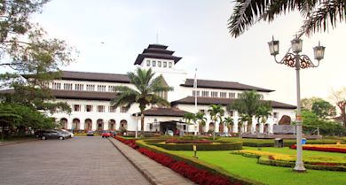 acara pendidikan di bandung
