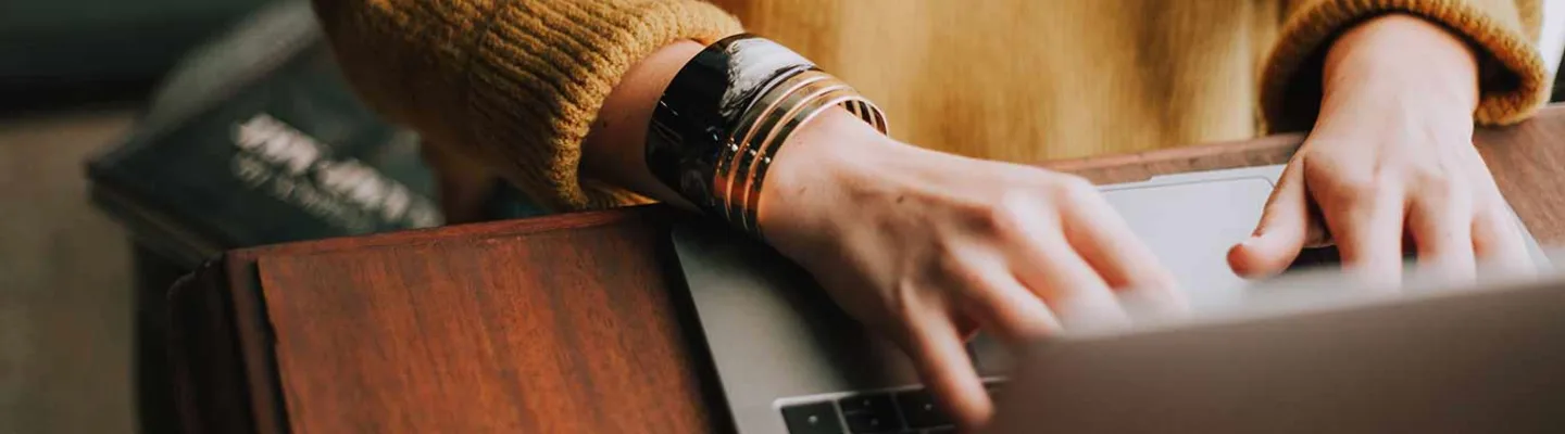 Student visa application assistance by IDP