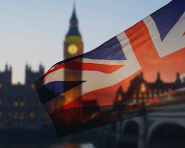 Study in UK after 12th for Bangladesh Students | IDP Bangladesh