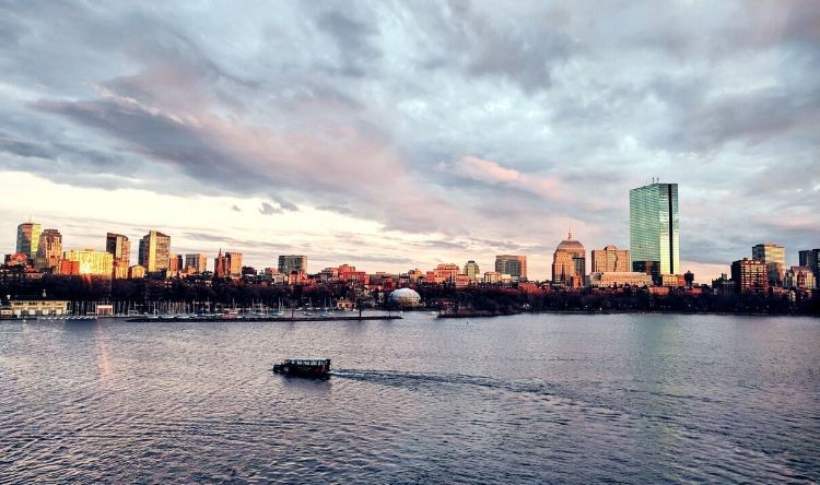  A student's guide to living in Boston 
