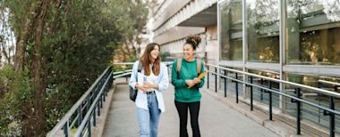 IDP's P2P student chat feature