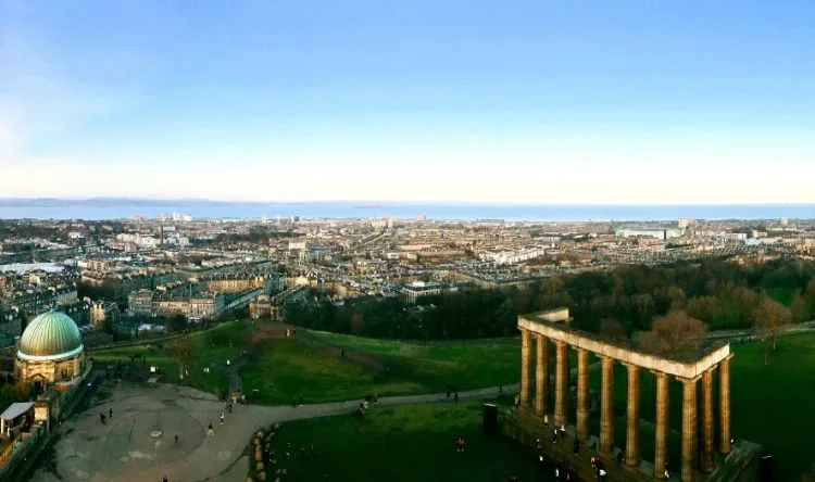 Landscape view of a monument in Edinburgh