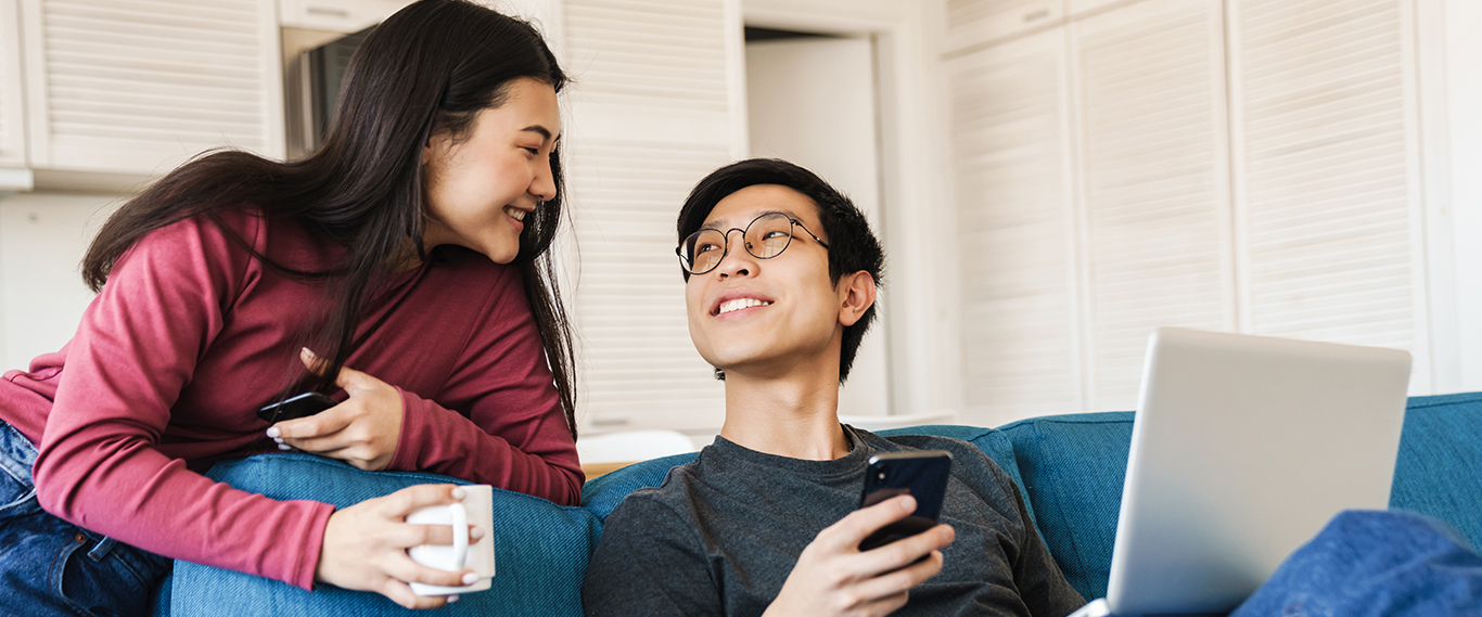 Two international students talking to each other