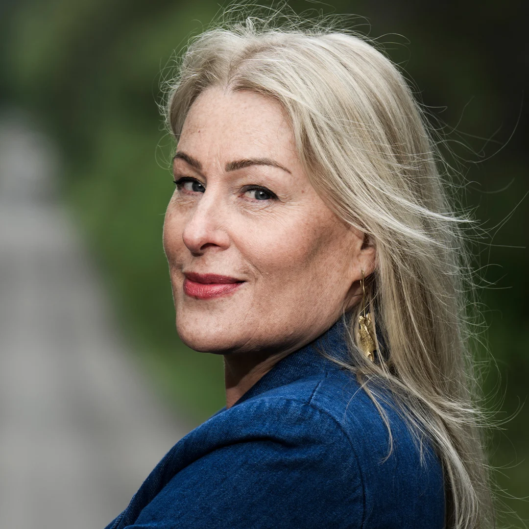 Sara Strömberg Författarporträtt